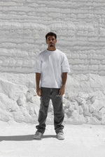 Load image into Gallery viewer, THE ASILI BUTTONED JEANS IN WASHED GREY
