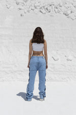 Load image into Gallery viewer, THE ASILI BUTTONED JEANS IN ICE BLUE
