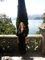 Load image into Gallery viewer, The أصيلي MADNESS KNIT SHIRT in the color black
